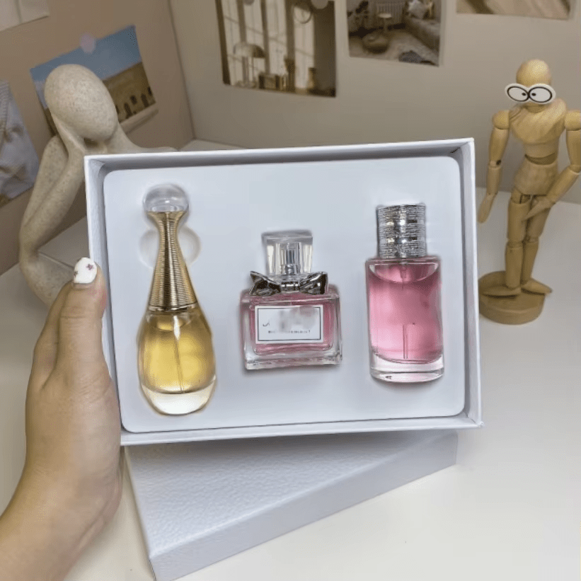Dior - Mini Perfume Gift Set ©